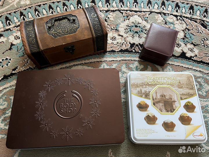 Жестяные коробки и коробки для хранения