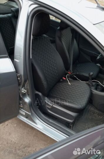 Чехлы Автопилот LADA Vesta чёрный ромб экокожа