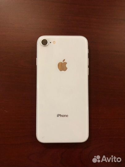 iPhone 8, 64 ГБ