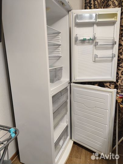 Холодильник атлант двухкамерный