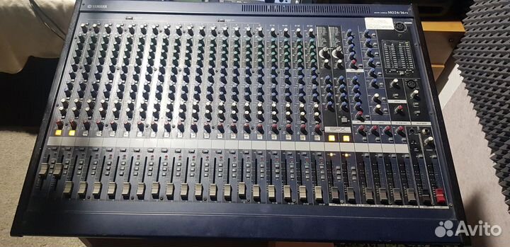 Микшерный пульт yamaha MG24/14FX