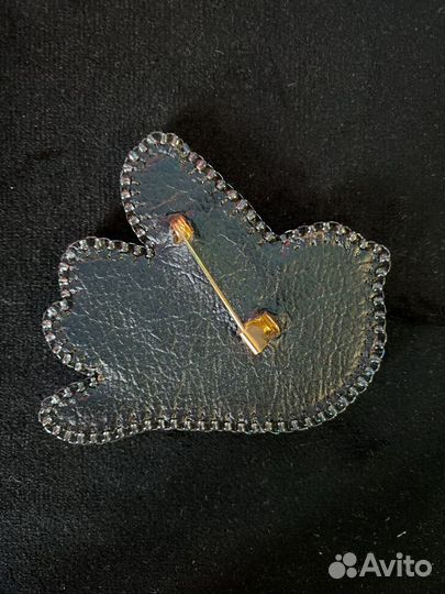 Брошь ручной работы