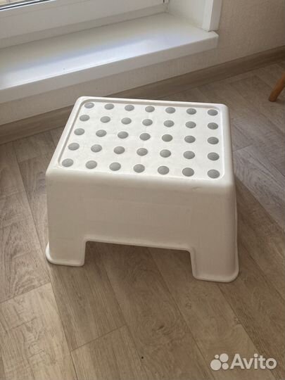 Детская подставка для ног в ванную