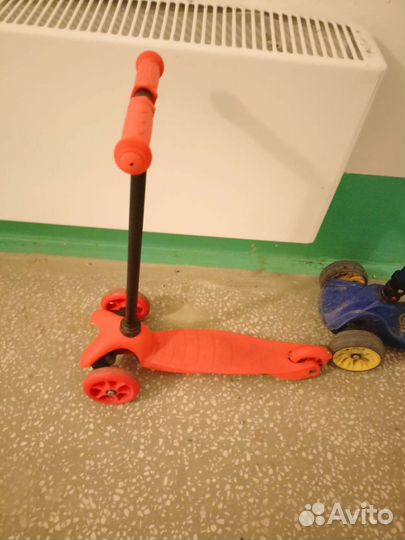 Продам детские самокаты