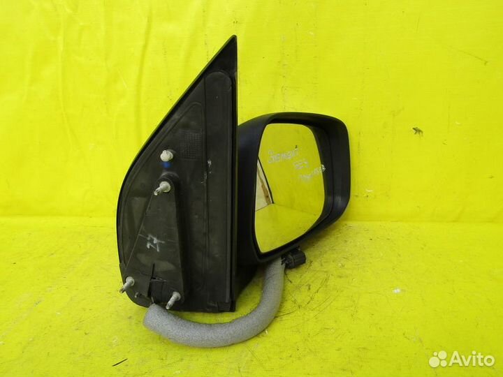 Зеркало правое Nissan Pathfinder 10-14г 100970
