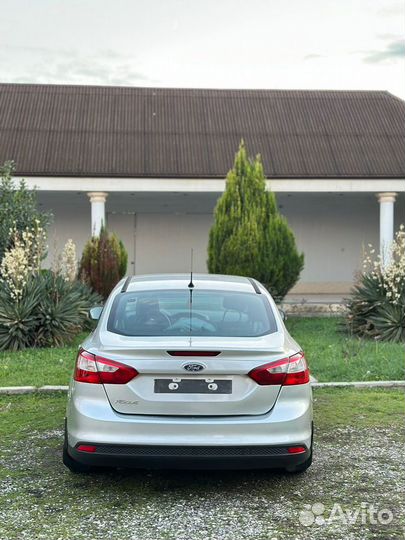 Ford Focus 1.6 МТ, 2011, 230 000 км