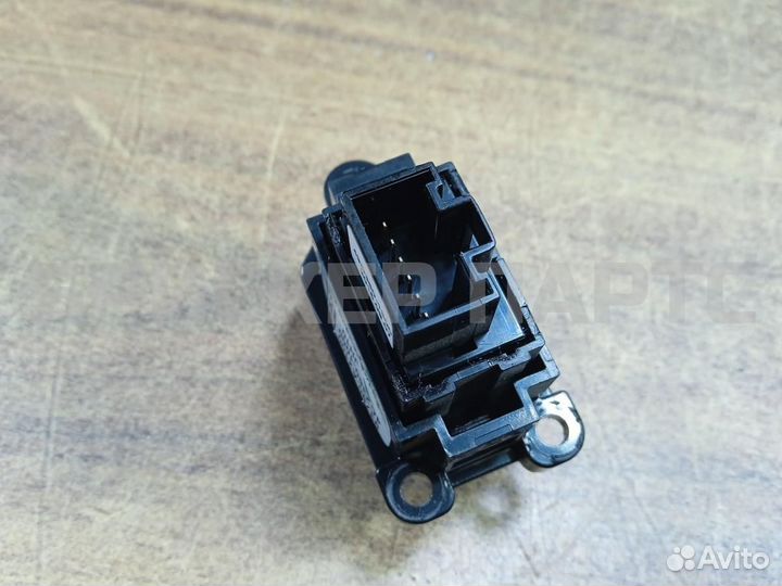 Кнопка аварийки Киа Сид 2