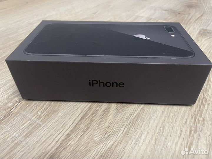 Телефон iPhone 8 plus