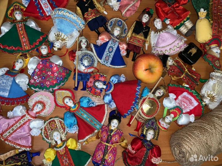 Елочные игрушки ручная работа Русские костюмы
