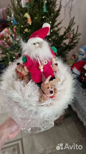 Дед мороз и олени новогодний декор