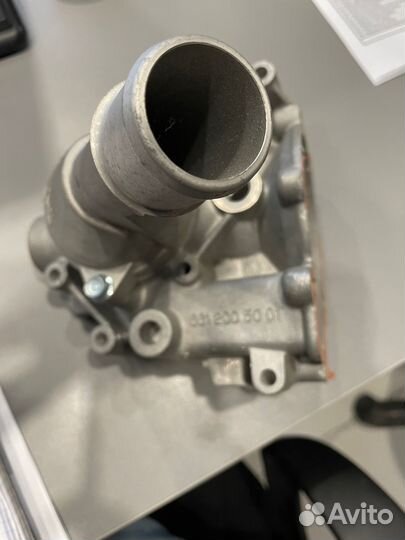 Корпус помпы с термостатом SSangYong V-2.9