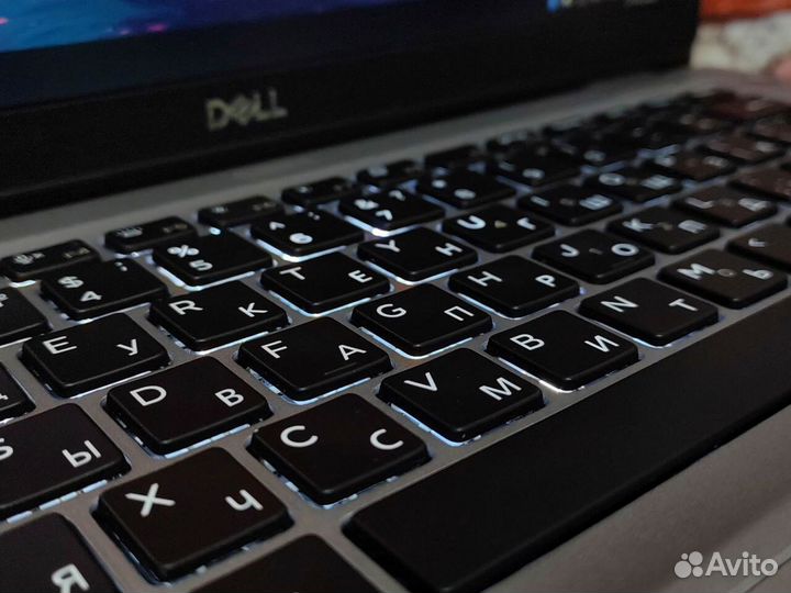 Ноутбук FullHD13