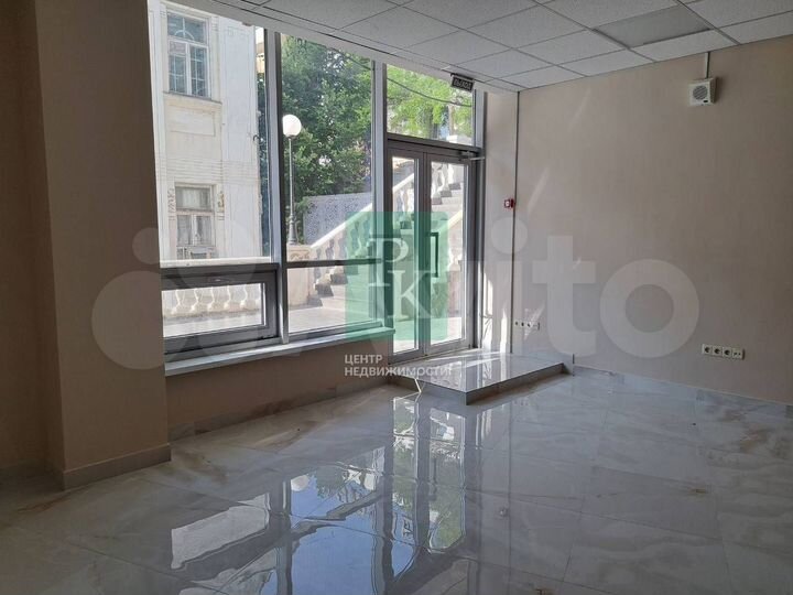 Офис 262,7 м2 в ТЦ “Диалог”