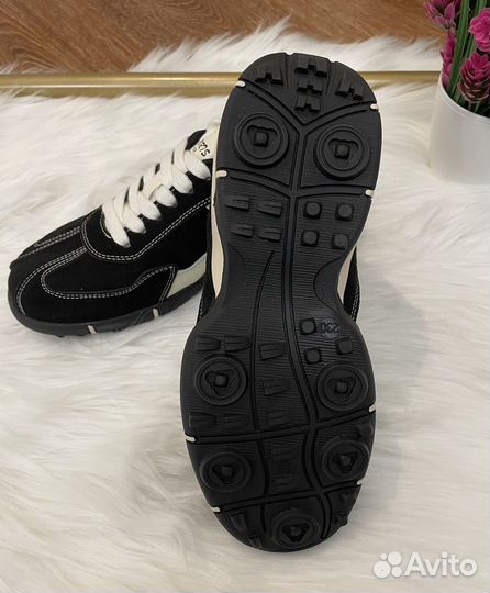 Кроссовки женские 36 размер