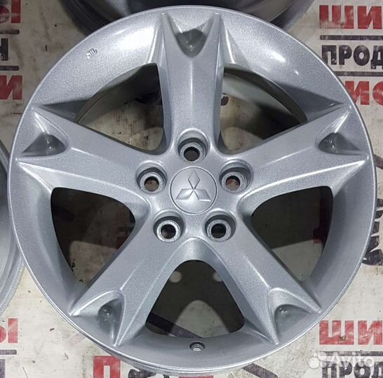 Диски литые Mitsubishi r17; 5x114,3; цо 67,1