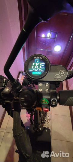 Электросамокат для взрослых с сиденьем