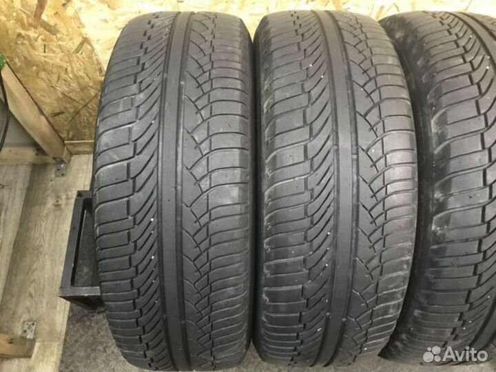 Michelin Latitude Diamaris 215/65 R16 98H