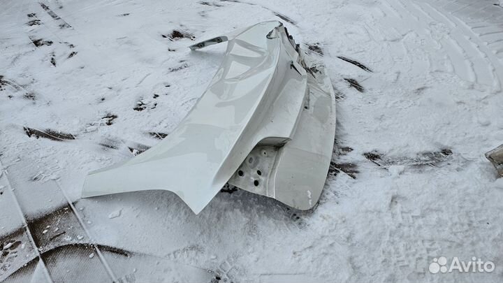 Крышка багажника замок пластик Tesla Model 3 2020