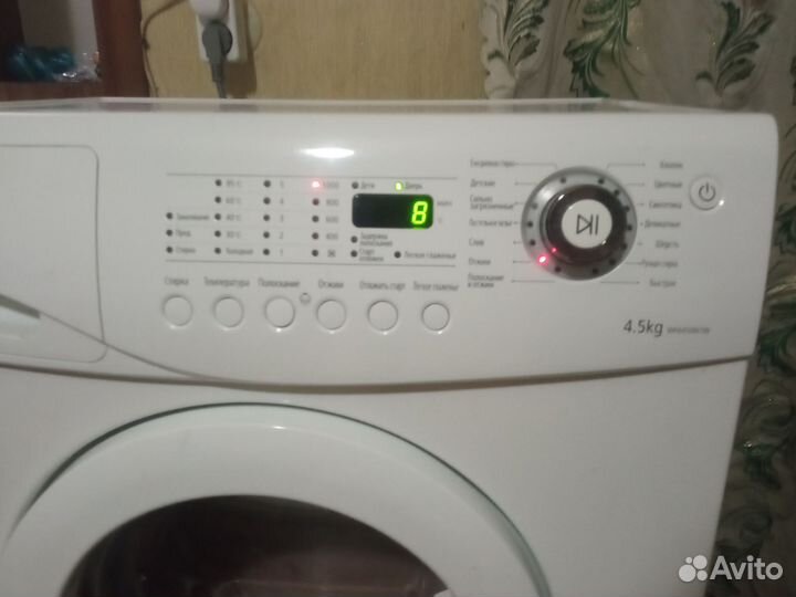 Стиральная машина samsung 4.5 кг в отличном состоя