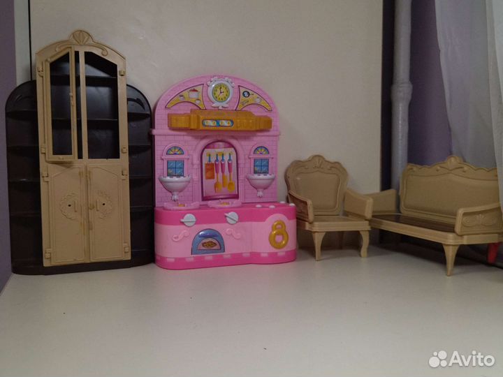 Домик кукольный