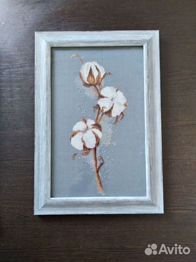 Картина, вышитая крестиком