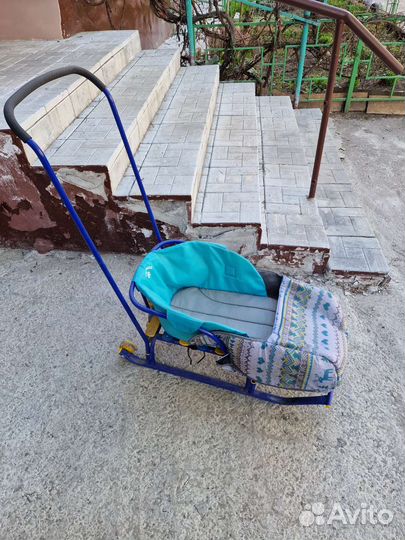 Детские зимние санки