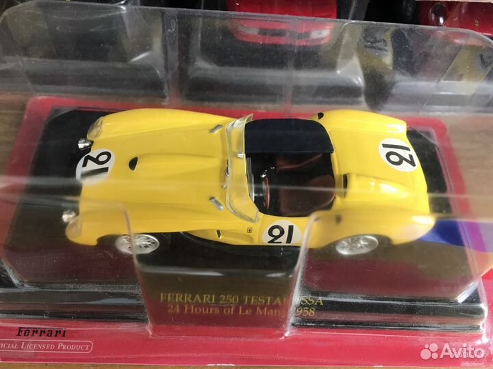 Коллекционные модели машинок Феррари 70 шт