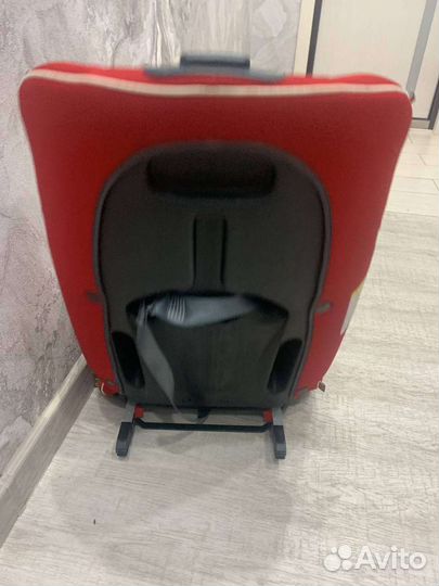 Детское автокресло с креплением изофикс