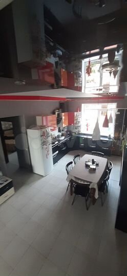 Коттедж 228,5 м² на участке 5,5 сот.