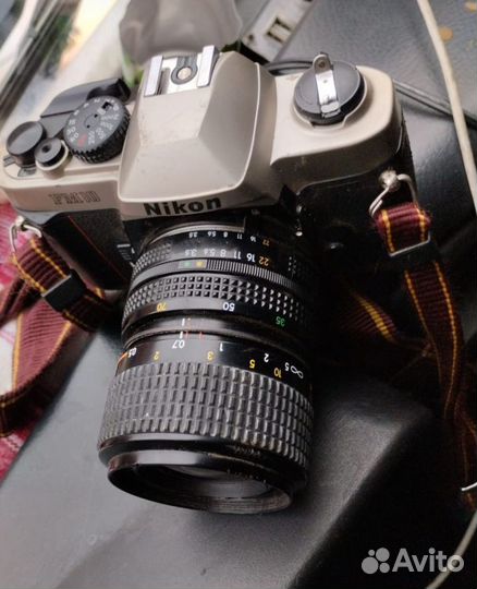 Зеркальный фотоаппарат Nikon fm10