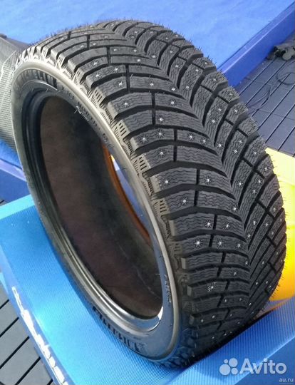 Michelin X-Ice North 4 225/40 R18 92T