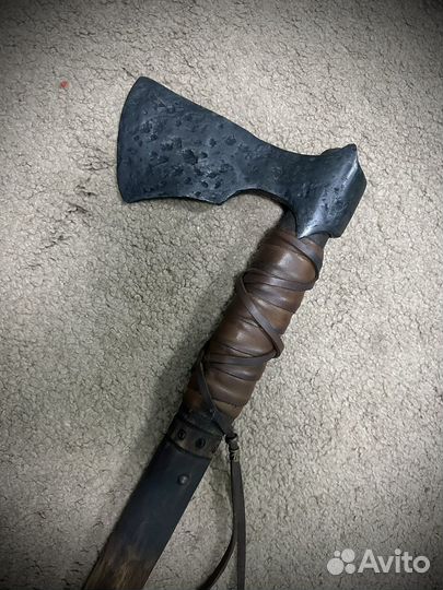 Топор старинный