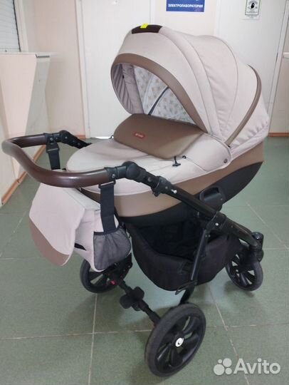 Коляска Tutis Nanni