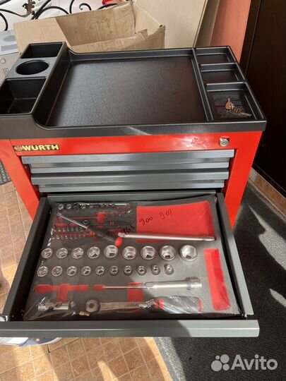 Инструментальная тележка на колесах wurth