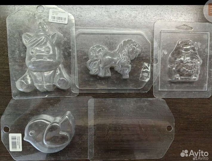 Пластиковая форма