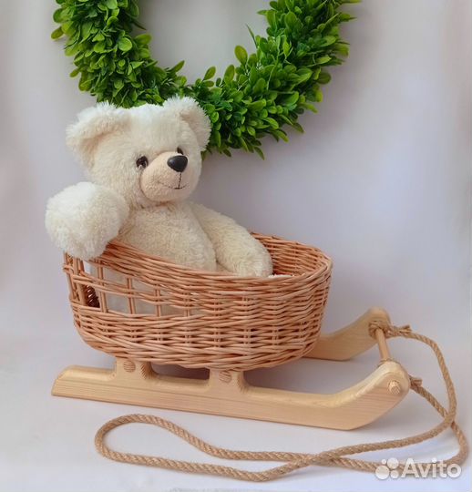 Плетеные санки. Санки для куклы