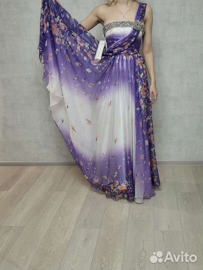 Вечернее платье