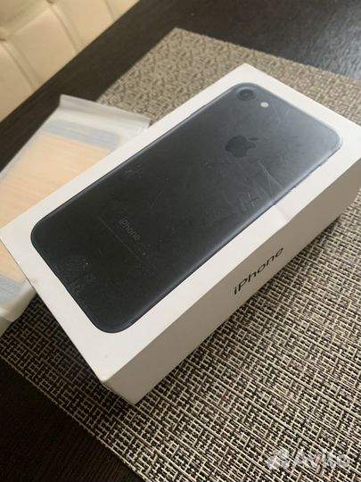 iPhone 7, 32 ГБ