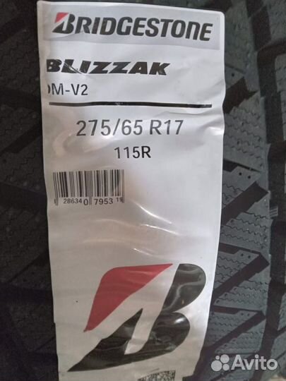 Bridgestone Blizzak DM-V2 275/65 R17