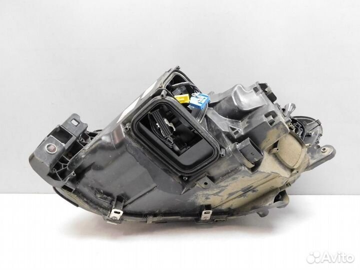 Фара правая Mercedes-Benz M-Class