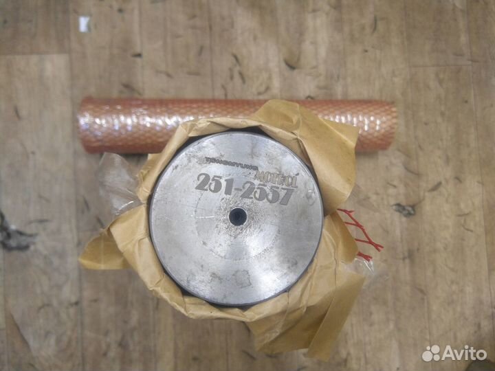 Палец 251-2557