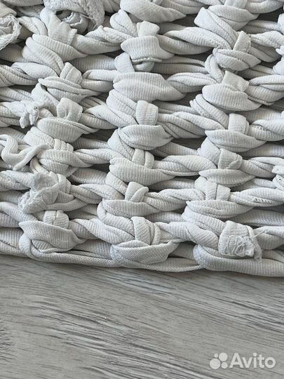 Коврик ручной работы