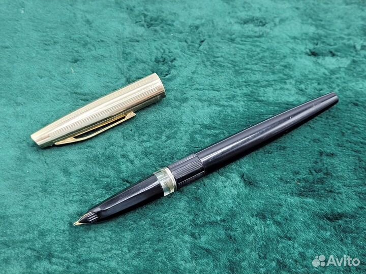 Канцелярия СССР Ручка перьевая Золотое перо