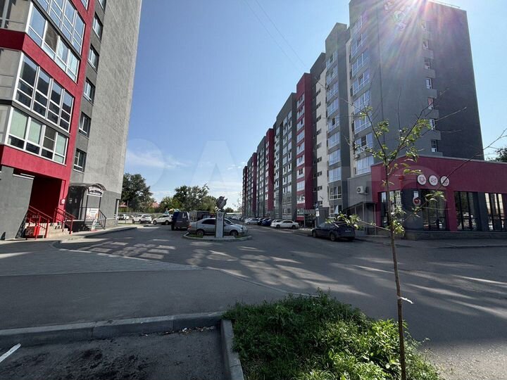 3-к. квартира, 52,4 м², 1/10 эт.