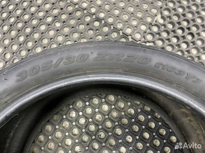 Pirelli P Zero 305/30 R20 103Y