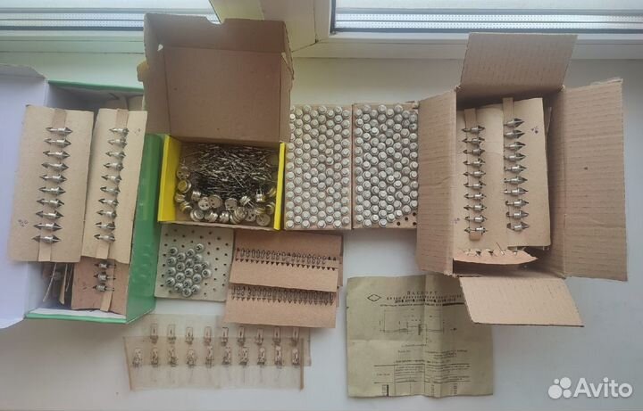 Радиодетали, стабилитроны, транзисторы, диоды