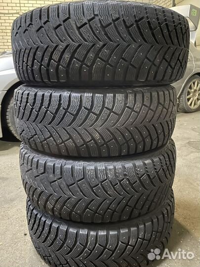 Michelin X-Ice North 4 205/55 R16 94T