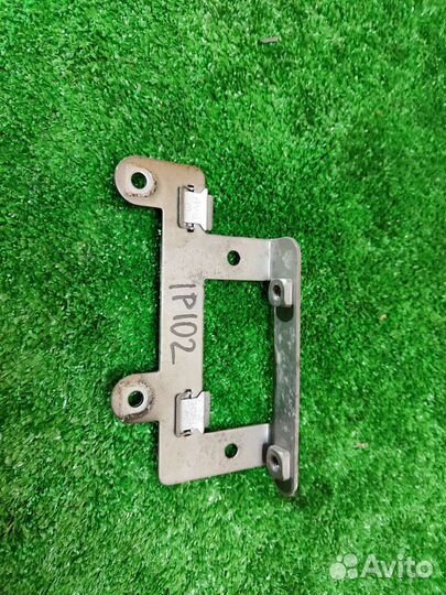 Кронштейн датчика кислорода Volkswagen Passat B6