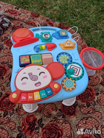 Развивающий музыкальный столик