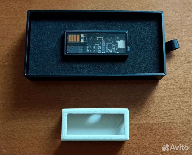 Портативный цап Questyle M15